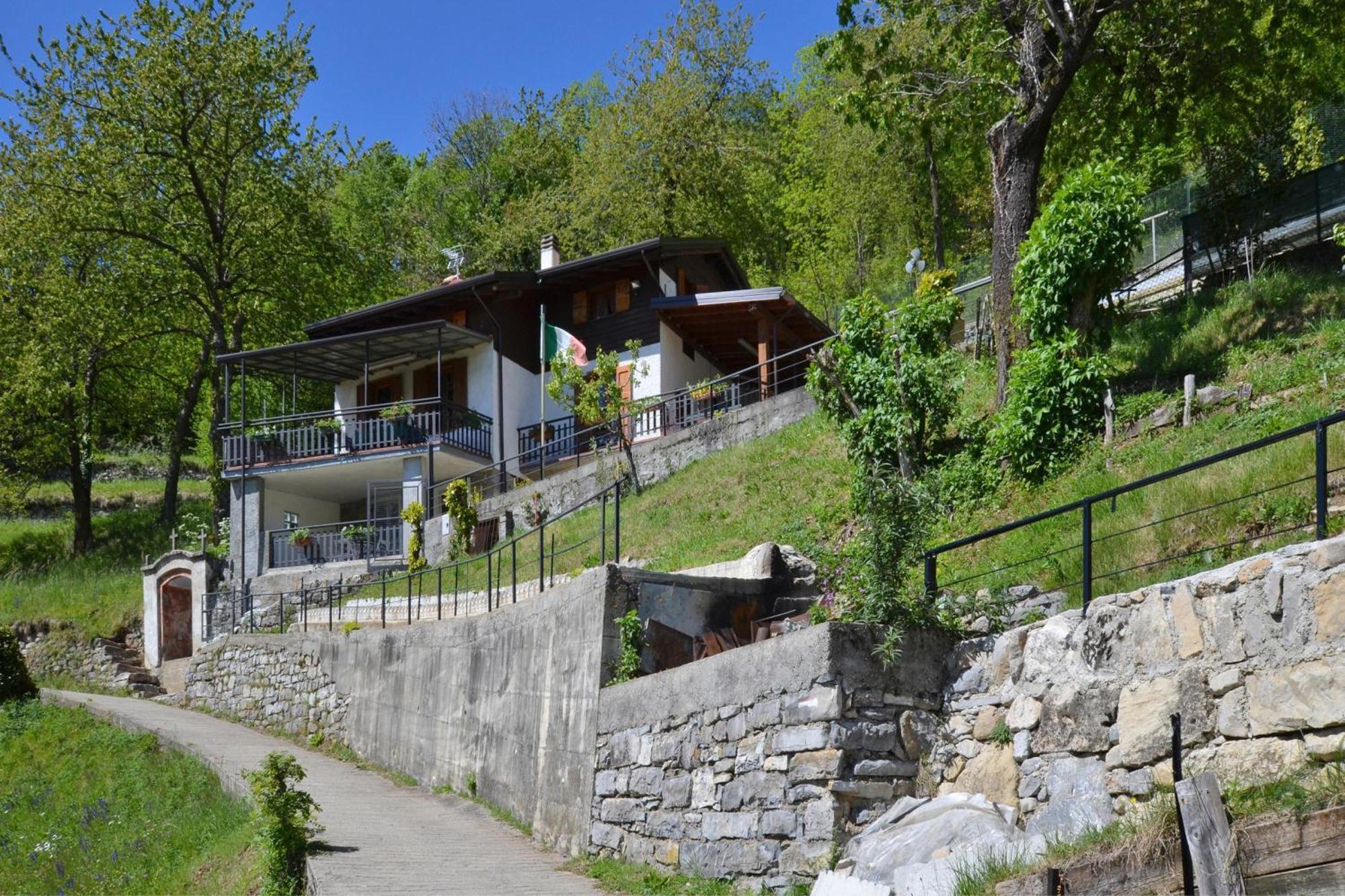 Casa Busso - Happy Rentals Esino Lario Exteriér fotografie