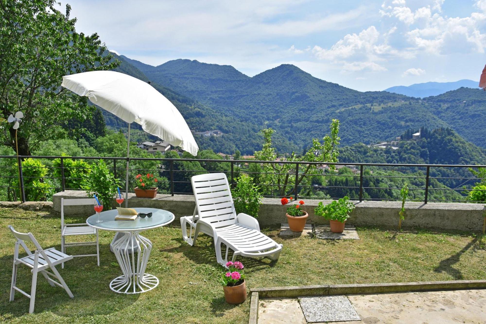 Casa Busso - Happy Rentals Esino Lario Exteriér fotografie